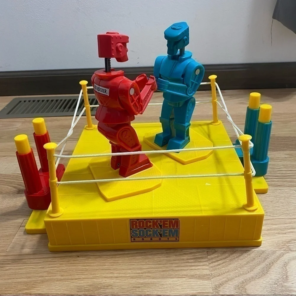 Vintage Mattel Rock’em Sock’em Robots Tabletop Game